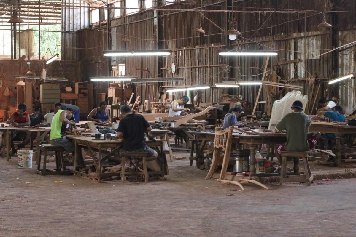 Daabadi Wood Carving Artist