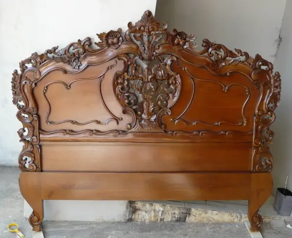 Daabadi Furniture Wholesale Classic French Painted Bed Super King-Size Brown Antique Mahogany