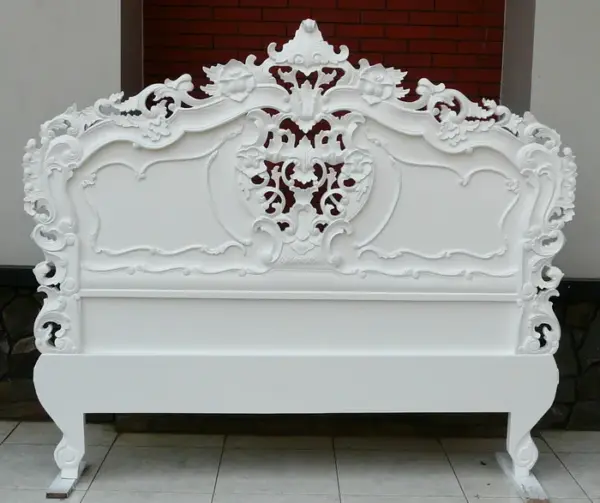 Daabadi Furniture Wholesale Classic French Painted Bed Super King-Size White Duco Mahogany