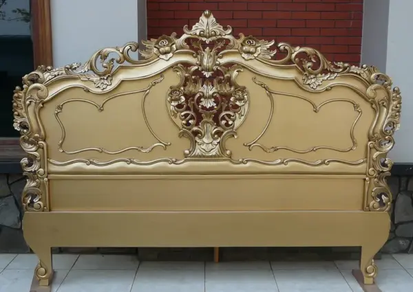 Daabadi Furniture Wholesale Classic French Painted Bed King-Size Gold Leaf Mahogany