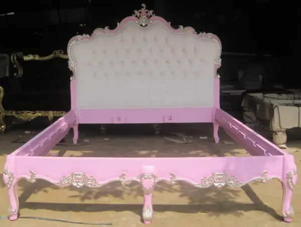 Daabadi Furniture Wholesale Classic French Painted Bed King-Size Pink Duco Mahogany