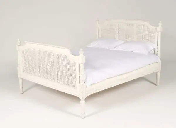 Daabadi Furniture Wholesale Classic French Victoria Bed Super King-Size White Painted Mahogany