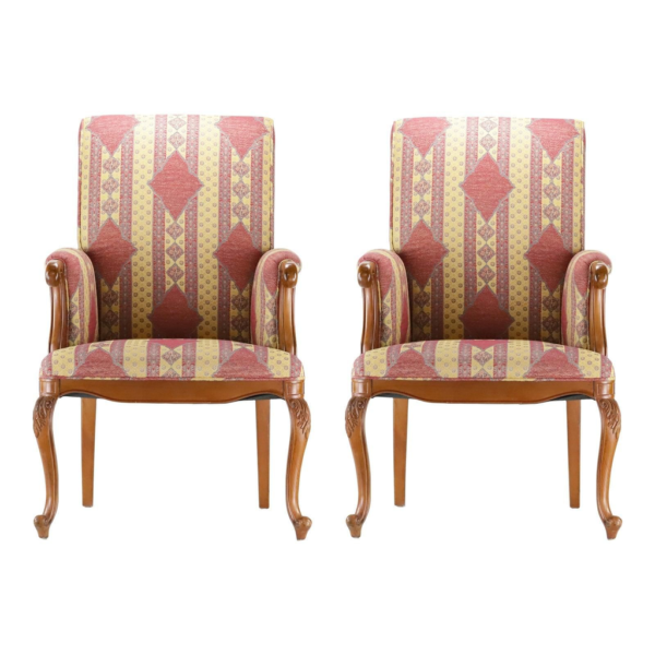 Classic Style Dining Chair with Wood Frame and Patterned Fabric