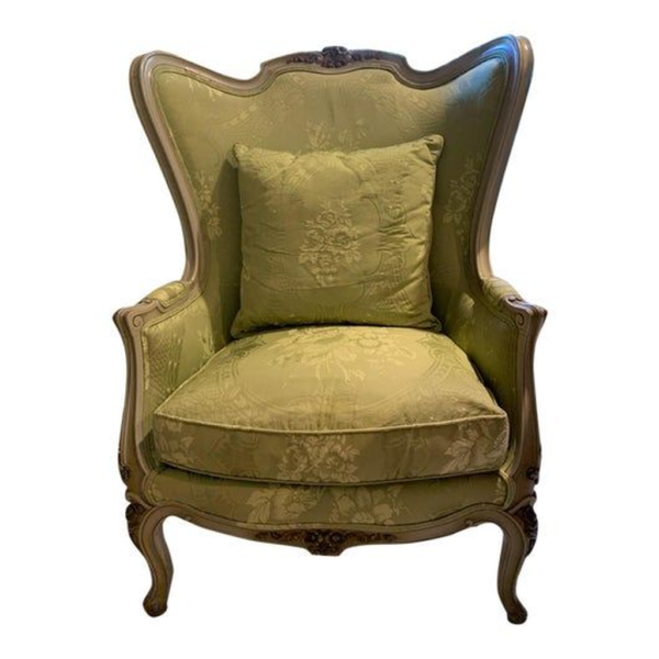 Classic style beige linen sofa with wood frame, Daabadi Furniture