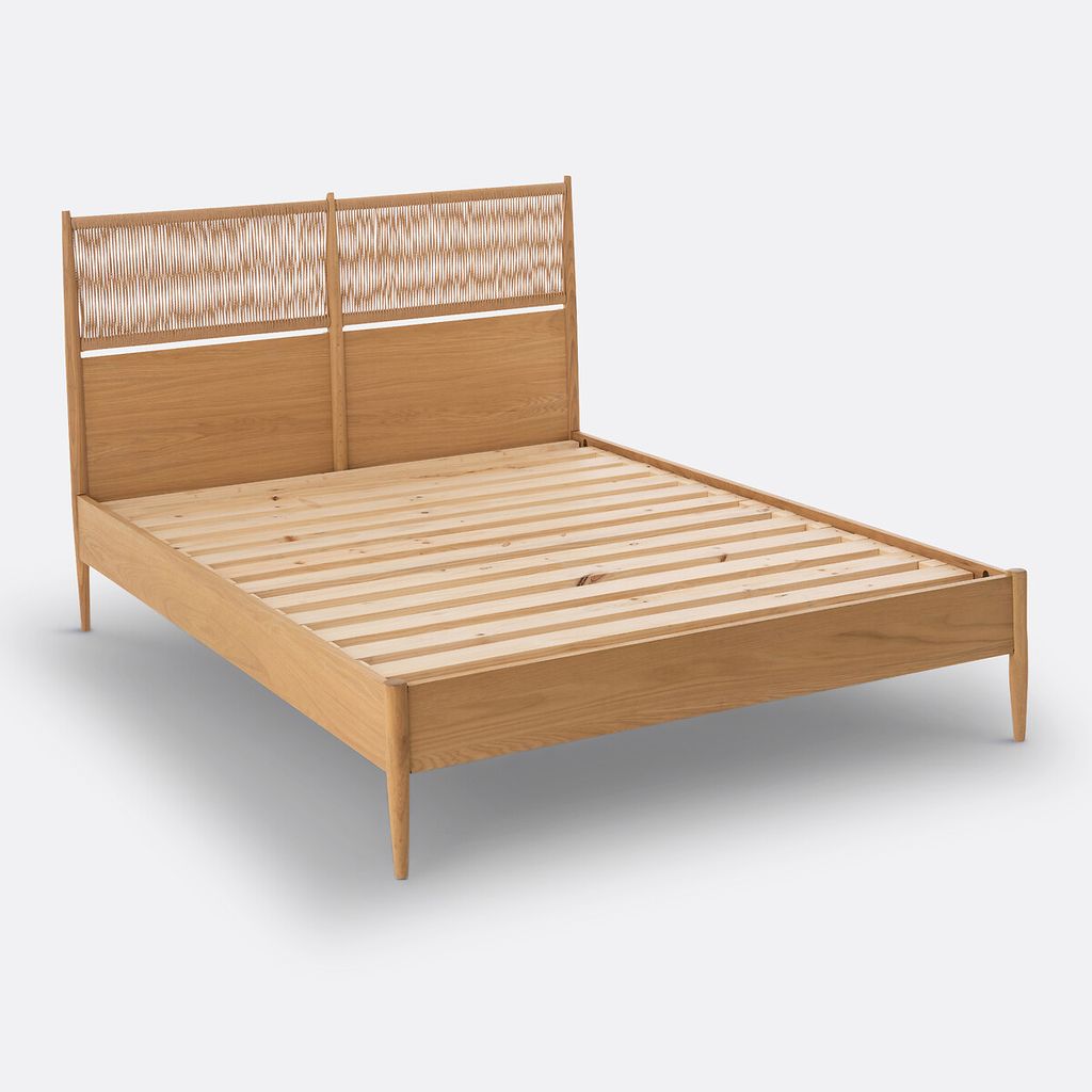 Mid-Century Modern Upholstered Platform Bed with Tufted Headboard, Beige Fabric Bed, Luxurious Design