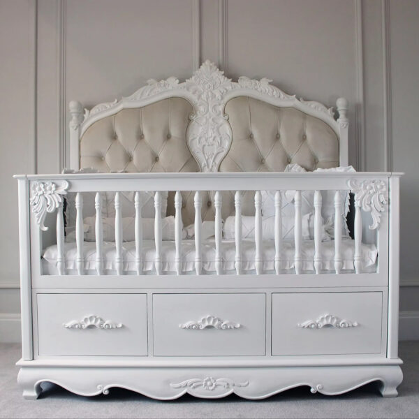 Modern French Design Hand-Carved Solid Wood Baby Cot and Kids Crib Bed Nursery Furniture Manufacturer