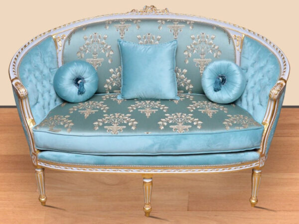 Daabadi Furniture Wholesale Classic Baroque Sofa 2-Seater Painted Antique Silver Mahogany Fabric Multi-Color