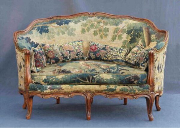 Daabadi Furniture Wholesale Classic Louise Sofa 2-Seater Painted Walnut Brown Mahogany Fabric Multi-Color