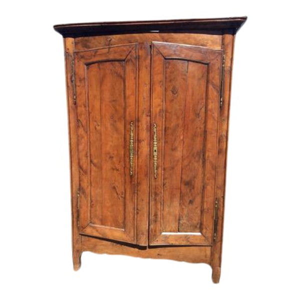 Classic wood wardrobe with two doors