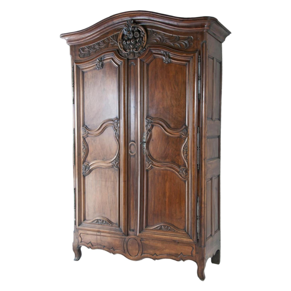 Classic brown wood Armoire with intricate carvings by Daabadi Furniture exporter