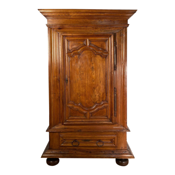 Timeless Design Wardrobe Wood Elegant Storage